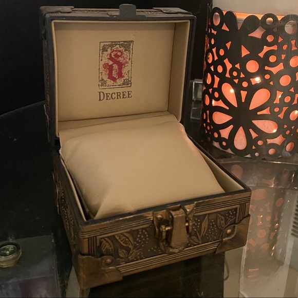 Decree Jewelry - Decree Ornate Bronze Jewelry Box | Vintage Style Trinket & Watch Storage Case